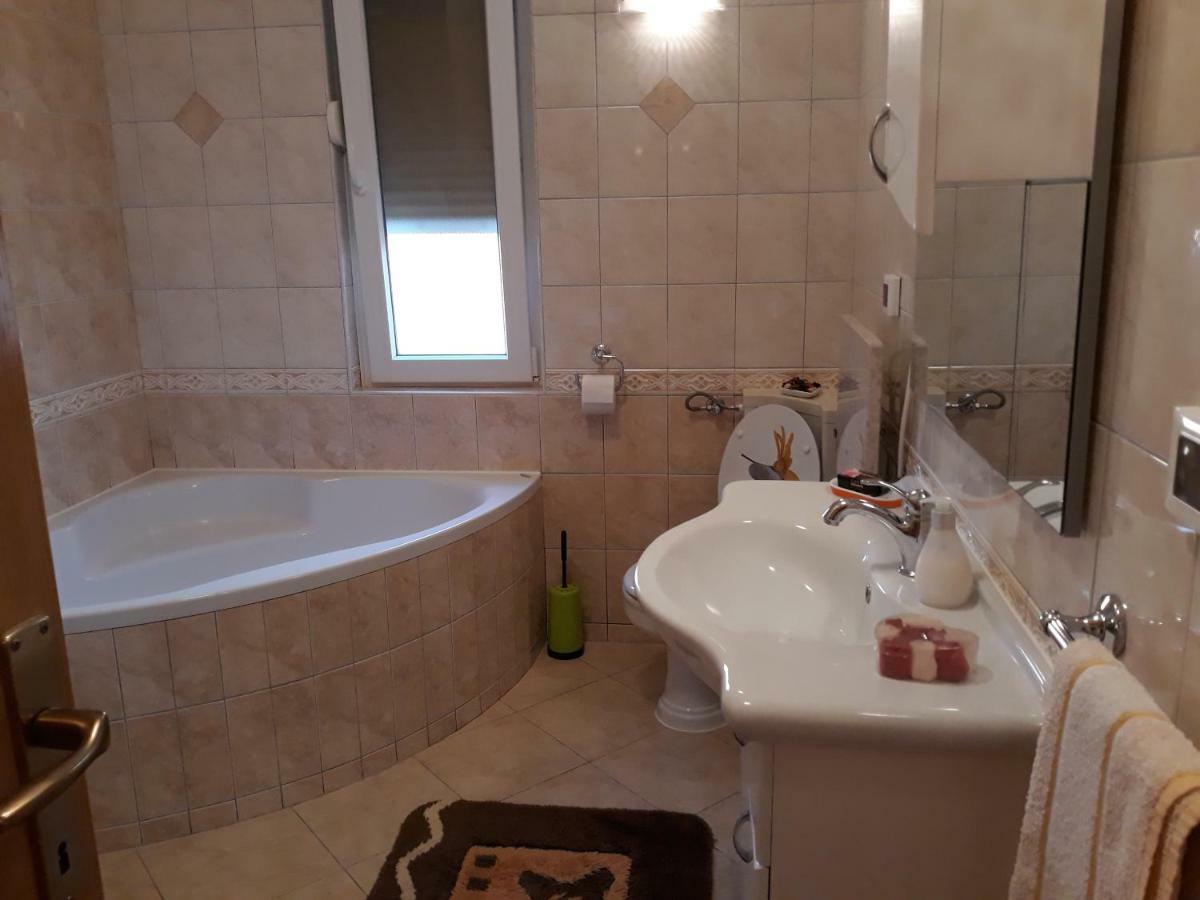Apartment Matea Rovinj Extérieur photo